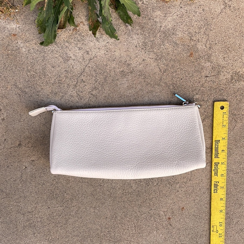 White Leather Rectangular Bag, Silver Zipper Hard… - image 5